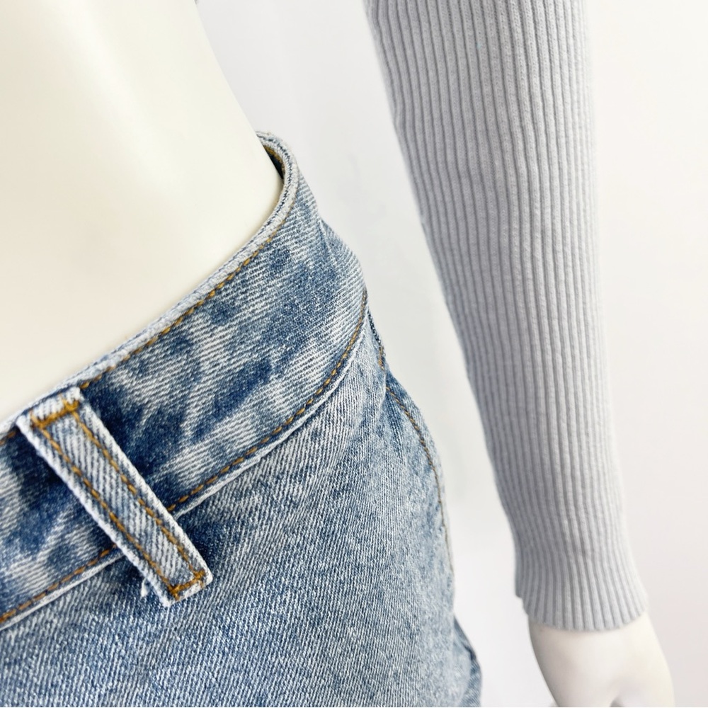 Brandy Melville Sweater Light Blue Cropped Long Sleeve V-Neck One Size - Picture 6 of 11